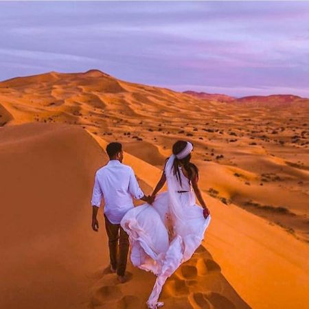 Bed and Breakfast Luxury Bedouin Camp Merzouga Esterno foto