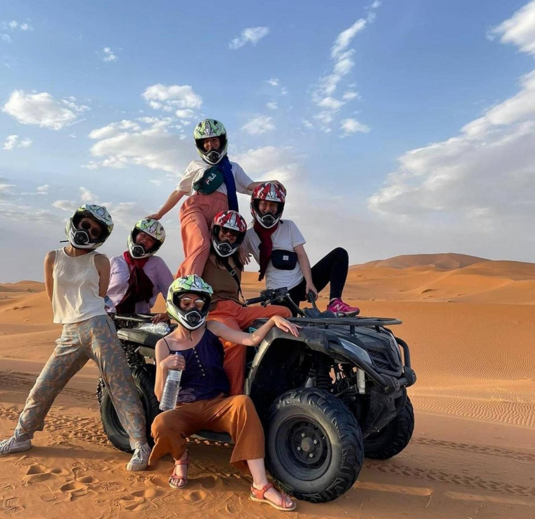 Bed and Breakfast Luxury Bedouin Camp Merzouga Esterno foto